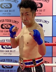 加藤　康弘